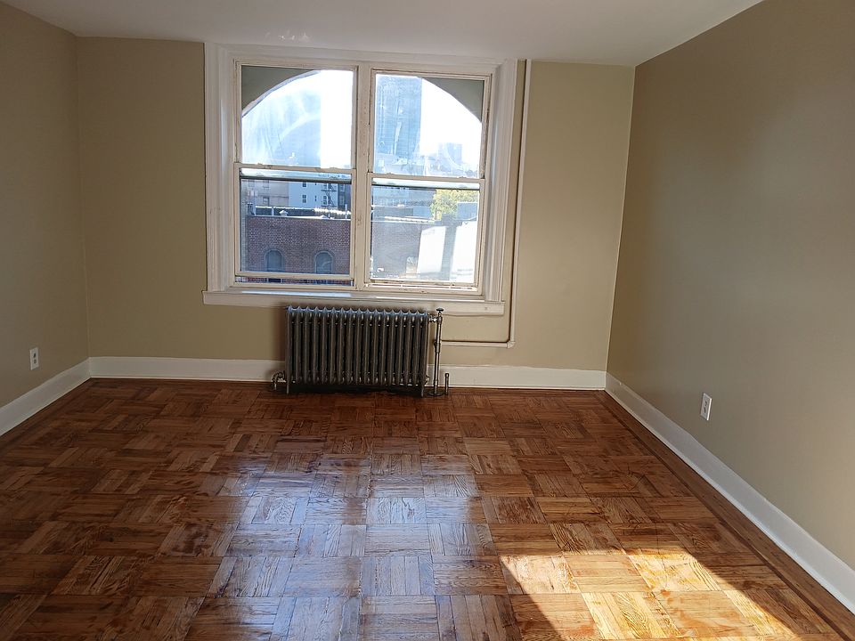1st image of 3326 Steuben Ave #3
