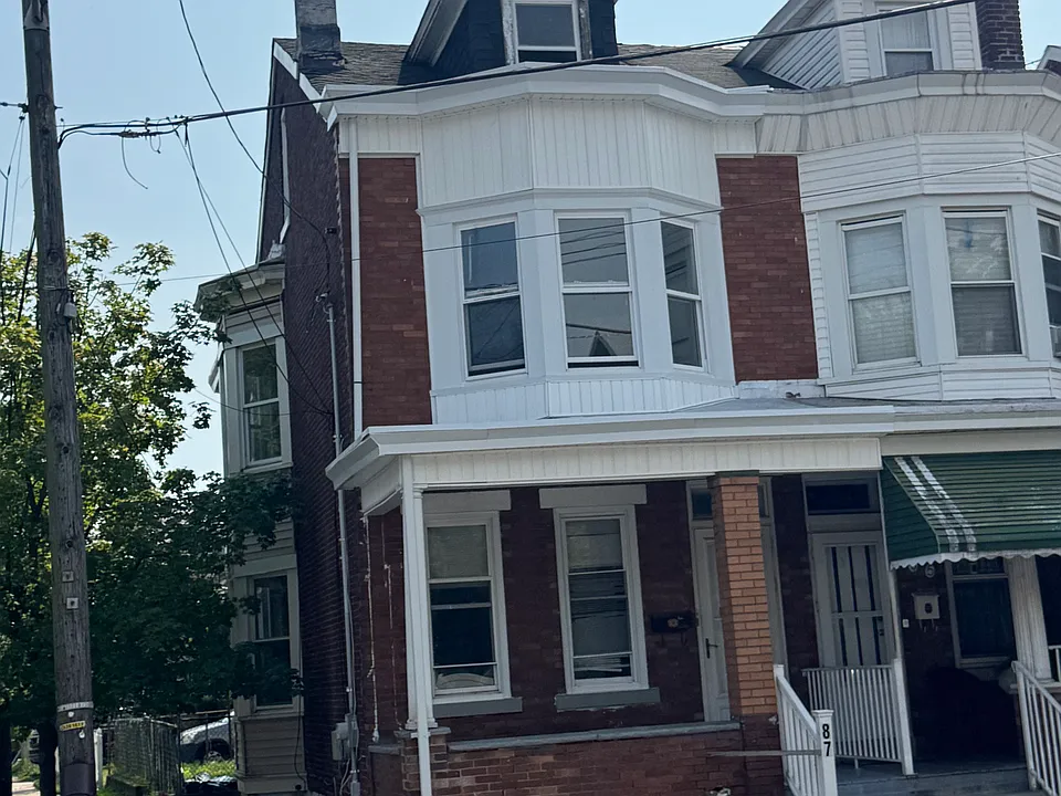 87 Liberty St