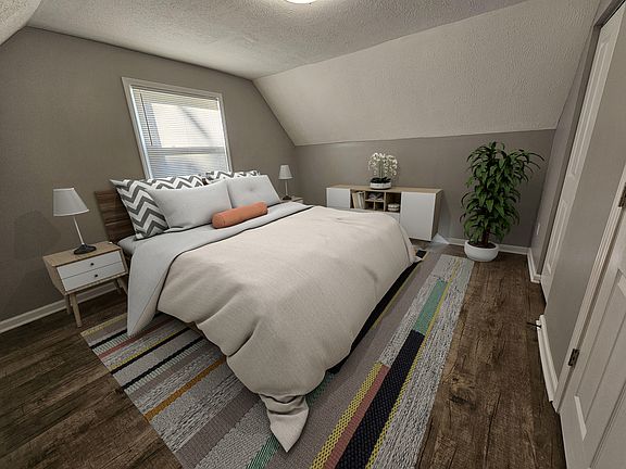 4th image of 4004 Sackett Ave Unit 2