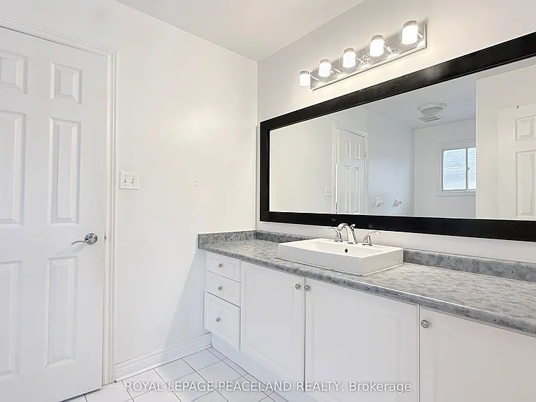 110 Annina Cres — Photo 22