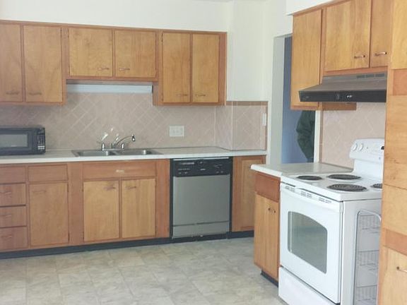 2nd image of 251 Fairdale Ave