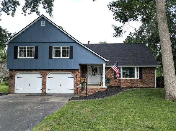 1004 E Woodbine Dr, Robinson, IL 62454