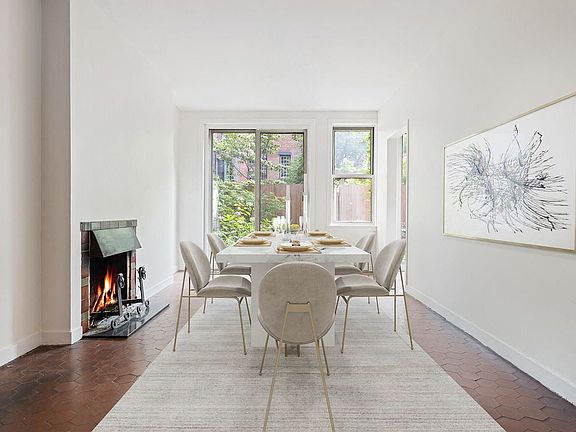 3rd image of 33 W 93rd St #1M