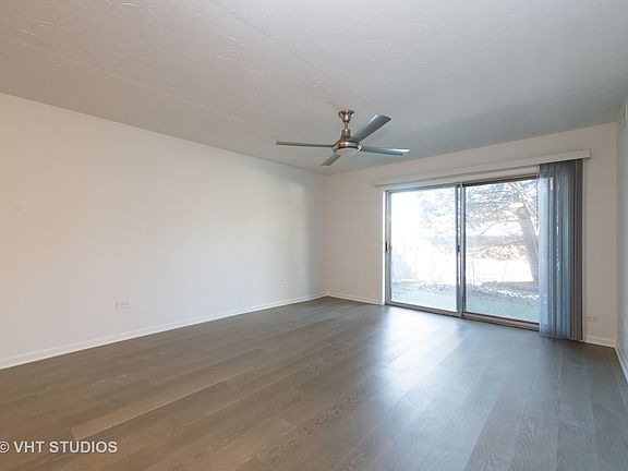 2nd image of 13933 James Dr APT 815