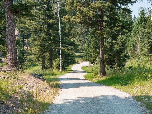 2nd image of 116 Elk Ridge Rd