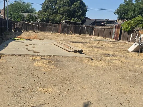 0 W San Joaquin St, Avenal, CA 93204