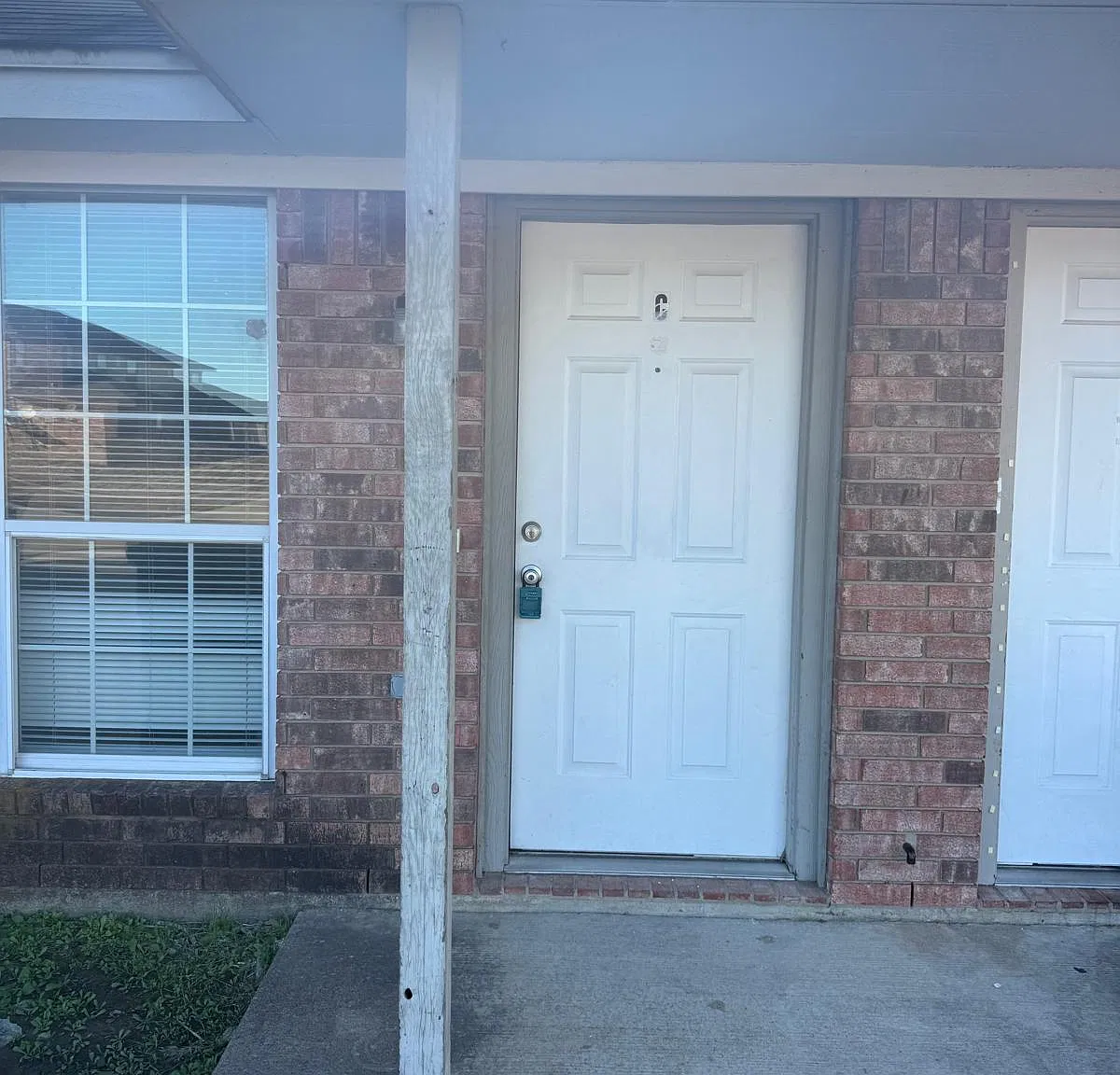2 bed, 1.5 bath, 980 sqft, $850 — Photo 3