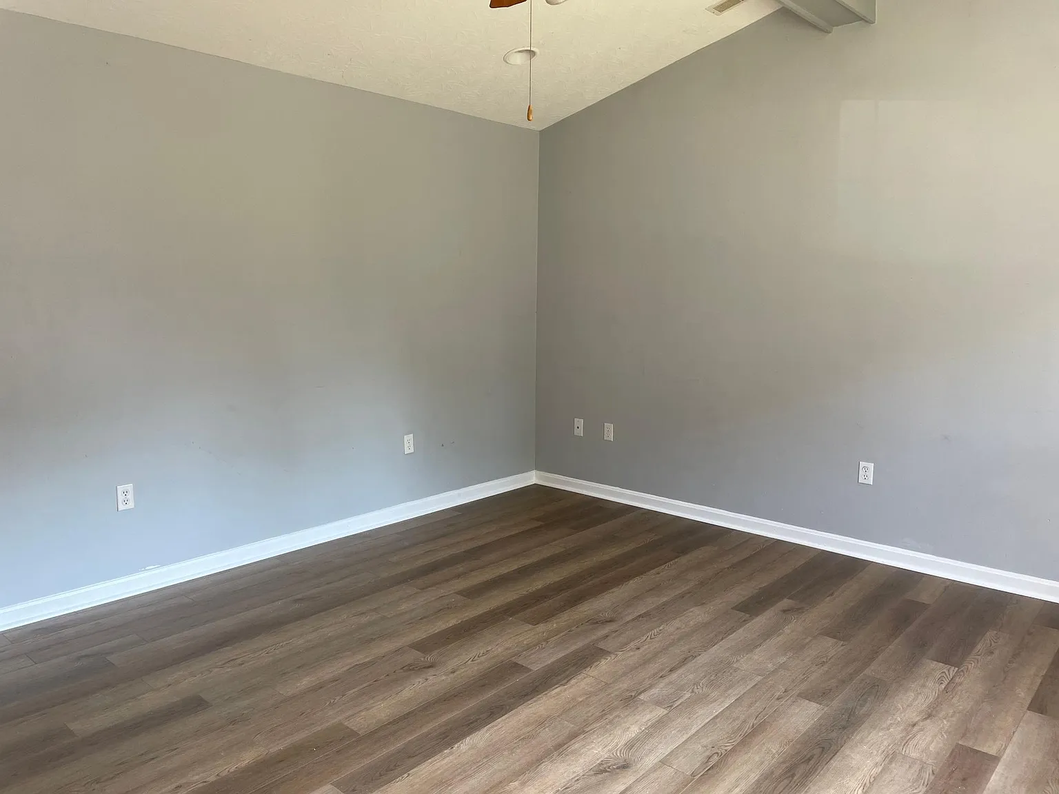1708 Field Dr — Photo 2