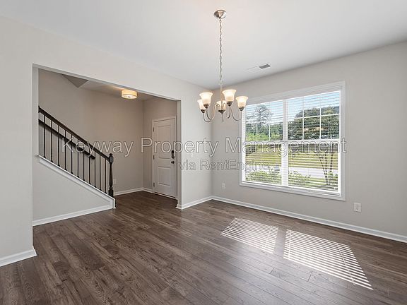 4th image of 6064 High Top Ln