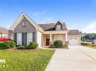 196 Rossburg Dr, Calera, AL 35040