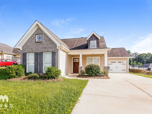 196 Rossburg Dr, Calera, AL 35040