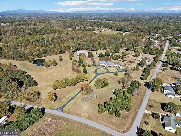 2nd image of 1892 Blacks Mill Rd