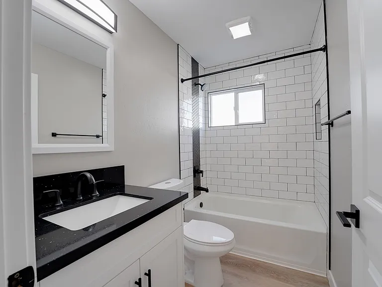 Duplet at Hillcrest | Modern Studio, 1 & 3 Bedroom Apartments — Photo 51