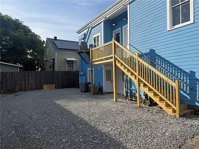 2 bed, 2.0 bath, 1418 sqft, $2,895 — Photo 3