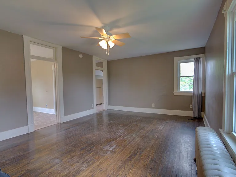 1724 Farnam St — Photo 10