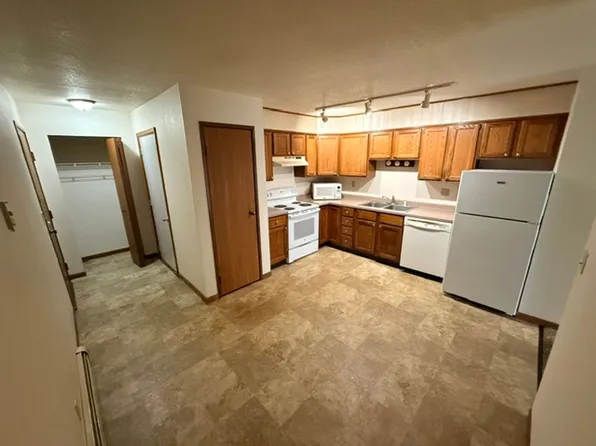 1200 N Point Dr, Stevens Pt, WI