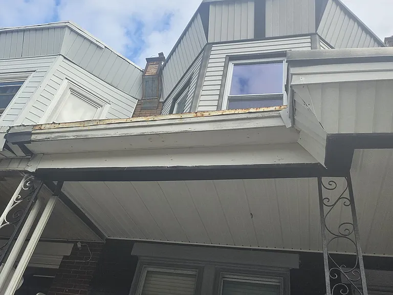 271 Rubicam St — Photo 2