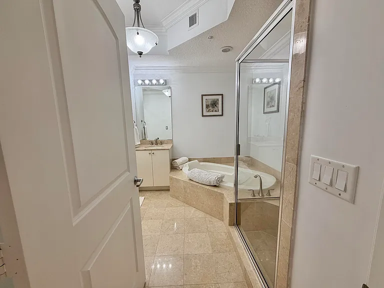 701 S Olive Ave #1413 — Photo 28