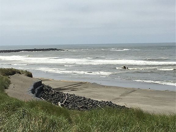 2nd image of 1377 Ocean Shores Blvd SW Unit 301