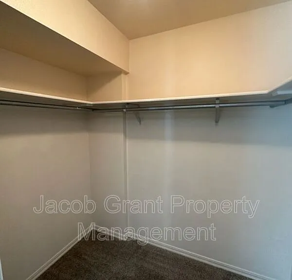 4946 Cole St #4 — Photo 13