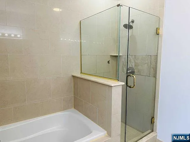 3110 Windsor Park Ct — Photo 12