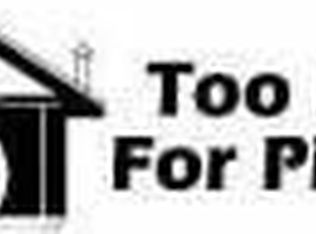 39 Azalea Rd, Levittown, NY 11756