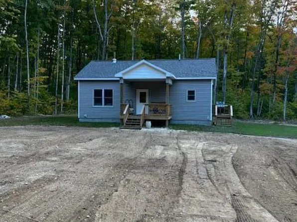 1462 Whitetail Dr, Pointe Aux Pins, MI 49775