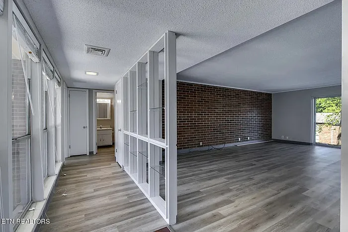 400 Dublin Dr — Photo 19