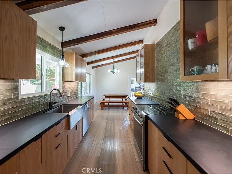 12 Martingale Dr — Photo 51