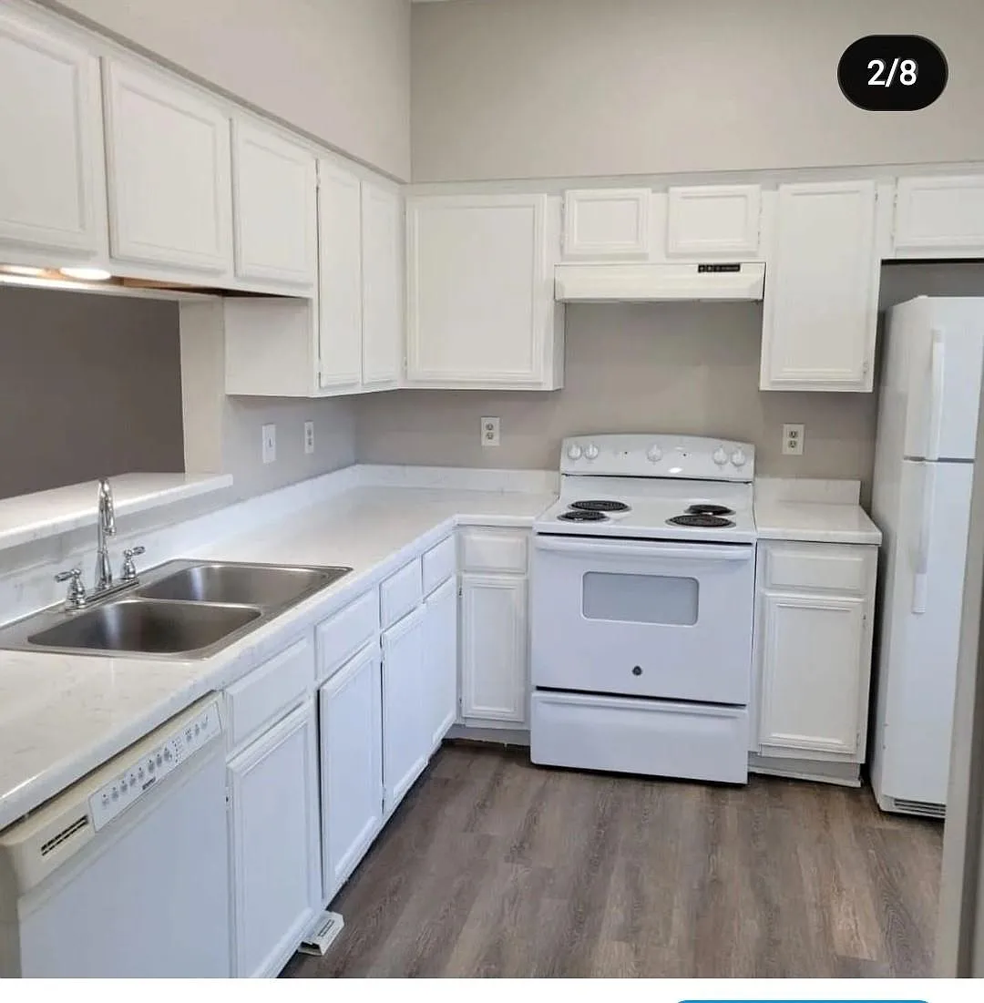 2 bed, 2.0 bath, $1,650 — Photo 2