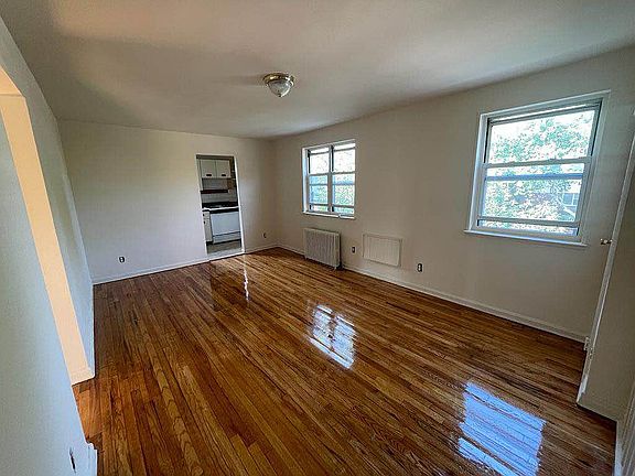 3rd image of 22340 65th Ave #B