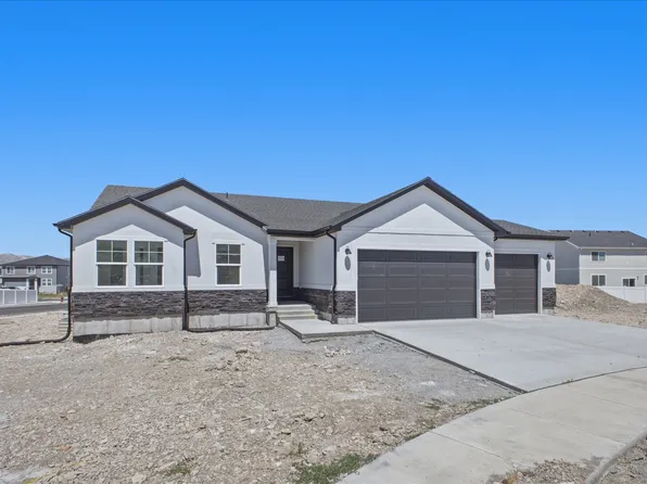 1423 N Harper Way #220, Tooele, UT 84074