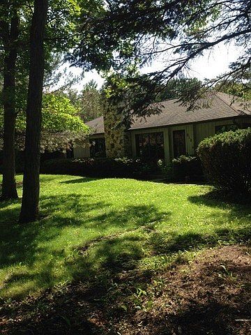 1st image of 840 Blackhawk Ln