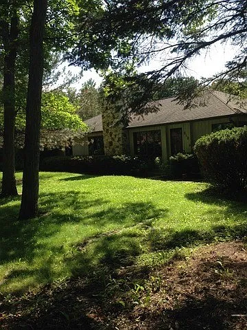 840 Blackhawk Ln photo 1