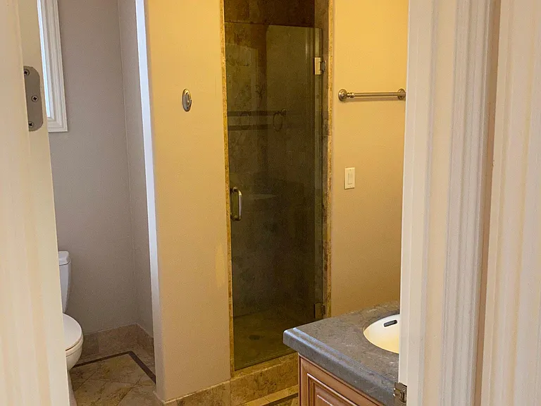 135 Carmelita Dr — Photo 23