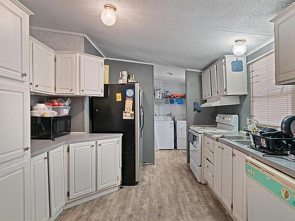 3rd image of 618 Vz County Road 3416