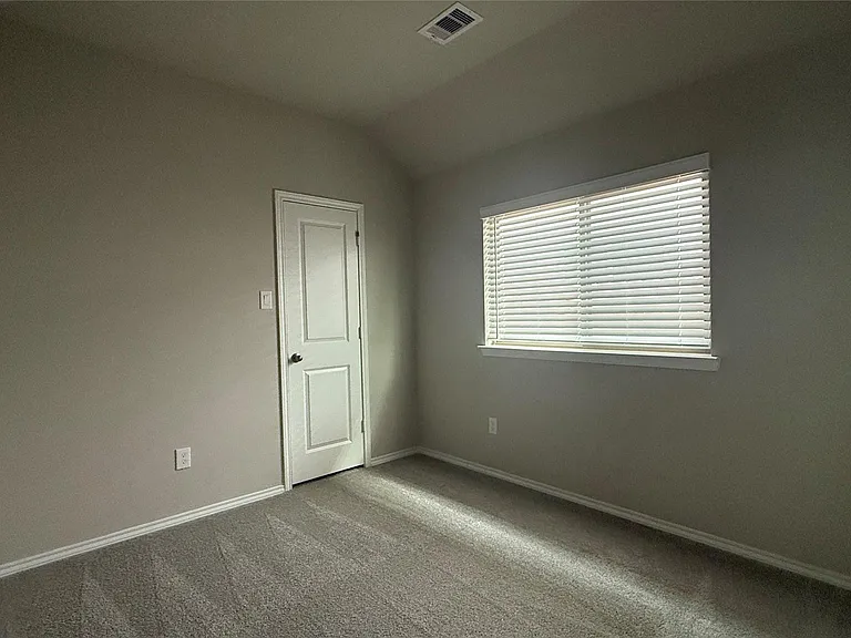 31961 Retama Ranch Ln — Photo 16