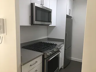 Rented by Manhattan Apartment Organization