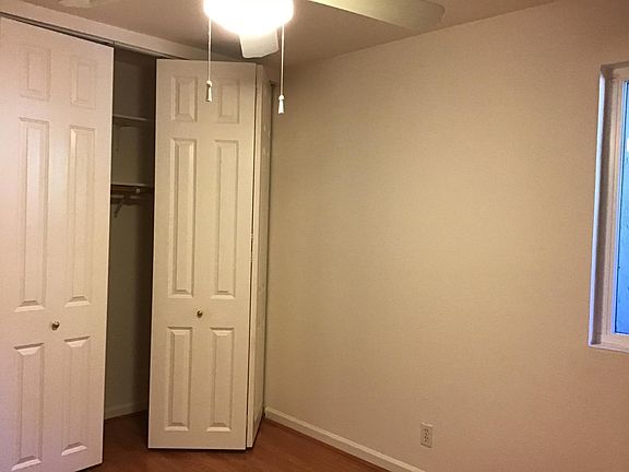 3rd image of 923 Castlewood Dr #Pbg3aex2x