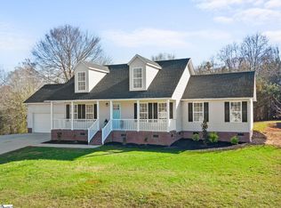300 Shady Pines Ct, Fountain Inn, SC 29644