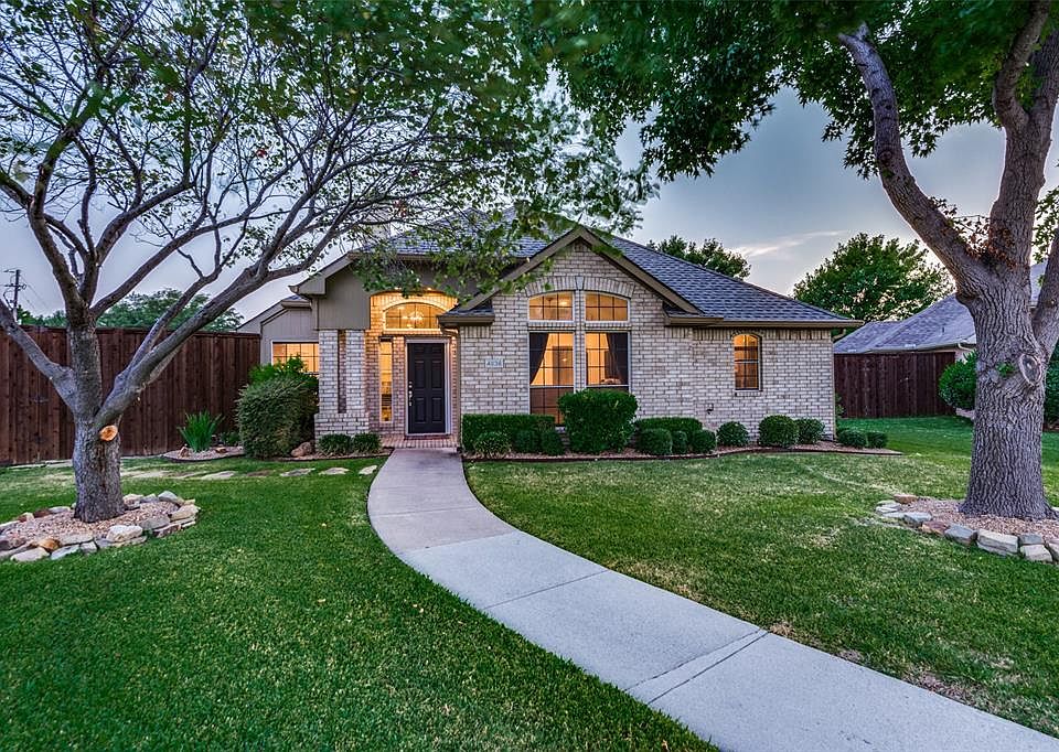 1st image of 4636 Gardenia Way