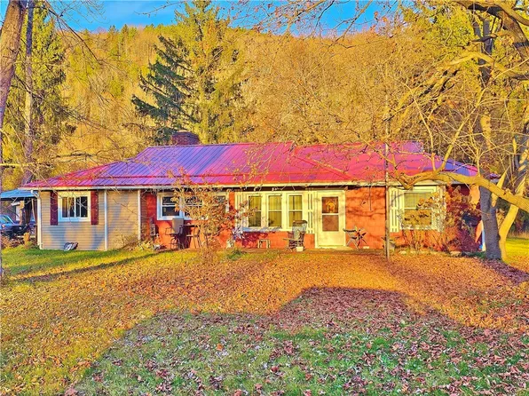 57 N Main St, Avoca, NY 14809
