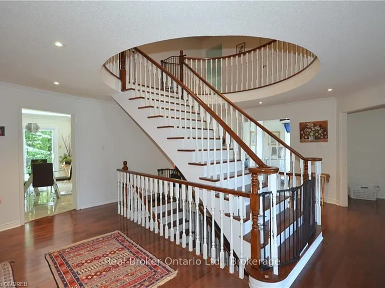 1609 Pilgrims Way — Photo 12