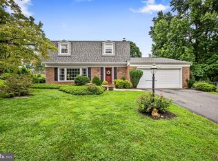 17 Sunnyview Dr, Phoenix, MD 21131