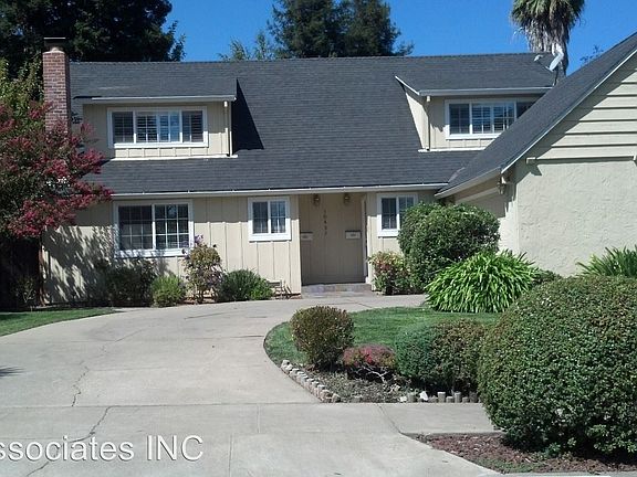 2nd image of 10431 Lockwood Dr #A