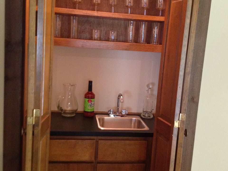 Wet Bar