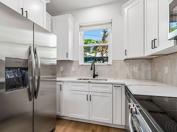 2nd image of 2844 30th Ave N #1