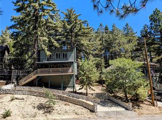 2655 Valkyrie Dr, Running Springs, CA 92382