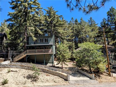 2655 Valkyrie Dr, Running Springs, CA, 92382