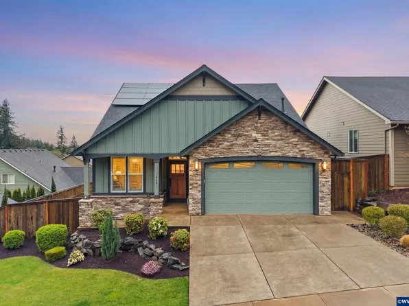 1643 York Butte Ave SE, Salem, OR 97306